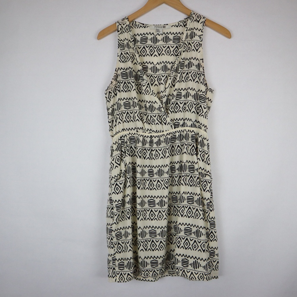 🌼4 for $20 Forever 21 Sleeveless Mini Dress